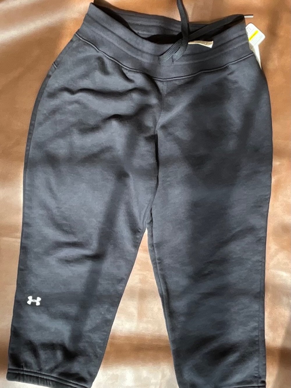 Under Armour Fitted Capri 80% cotton NWT Women’s Medium
